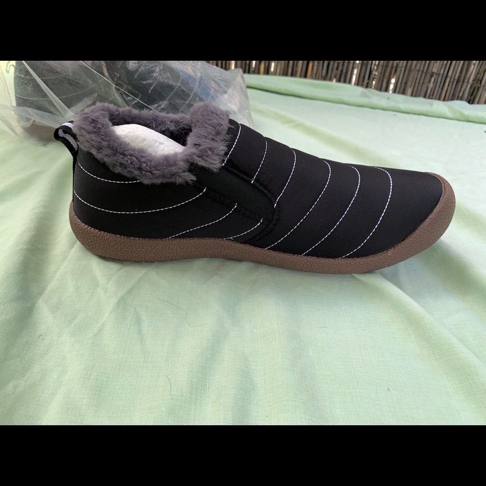 Black Slippers